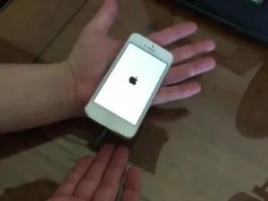 JuiceBox هو أصغر شاحن في السوق، وسيكون متاحا للبيع بسعر 13 دولار فقط ، ويمكن الحصول عليه بعد مروره إلى مرحلة الإنتاج من خلال تقديم تعهد بــ9 دولار على منصة التمويل Kickstarter