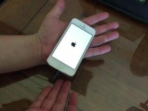 JuiceBox هو أصغر شاحن في السوق، وسيكون متاحا للبيع بسعر 13 دولار فقط ، ويمكن الحصول عليه بعد مروره إلى مرحلة الإنتاج من خلال تقديم تعهد بــ9 دولار على منصة التمويل Kickstarter
