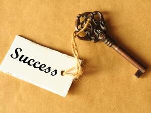 تحمل الحوكمة المؤسسية ذات القوة الأكبر في المنطقة مفتاح تنمية أسواق رأس المال. وفي الواقع، يقود ضعف الحوكمة المؤسسية إلى إعاقة النمو الاقتصادي (image via shutterstock) 