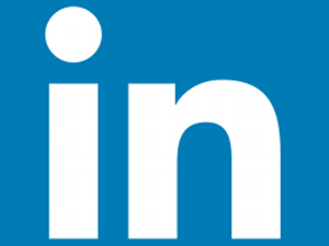 توفر لينكدإن أداة رائع تُسمى LinkedIn SSI والتي تمنحك القدرة على رؤية موقعك في شبكتك و صناعتك إجمالا،