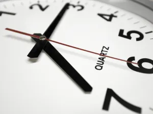 الأشخاص الناجحين في أعمالهم، تجد أنهم مميزون بصفات مشتركة فهم يتمتعون بقدرة عالية على مواجهة العقبات والتغلب عليها، مما يعزز ثقتهم بأنفسهم
