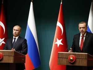 يعمل بوتين واردوغان على استعادة العلاقات بين الحليفين الإقليميين السابقين بعد توتر العلاقات في أعقاب إسقاط الجيش التركي مقاتلة روسيا فوق الحدود السورية