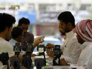 يقل عدد الخليجيين الذين يعملون في السعودية عن مجمل السعوديين العاملين في دول الخليج يقل عدد الخليجيين الذين يعملون في السعودية عن مجمل السعوديين العاملين في دول الخليج