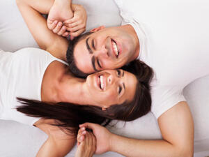 في الصباح واحدة من أفضل الأوقات التي يمكنك ممارسة العلاقة الحميمة فيها مع زوجك في الصباح واحدة من أفضل الأوقات التي يمكنك ممارسة العلاقة الحميمة فيها مع زوجك