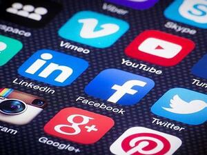 كم ينفق المعلنون على مواقع التواصل الاجتماعي في الإمارات