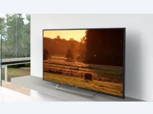قالت سوني إن الطراز XBR-49X700D سيأتي بقياس 49 بوصة وسيُطرح بسعر 1000 دولار أميركي، أما الطراز الثاني فهو XBR-55X700D فسيأتي بقياس 55 بوصة وبسعر 1,500 دولار