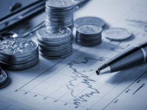 في أبوظبي صعد سهما مؤسسة الإمارات للاتصالات "اتصالات" وبنك أبوظبي الوطني ذوي الثقل في السوق بنسبة 2.9 و2.5 في المائة على الترتيب