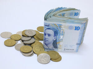 مشروعات حكومية بـ10 مليارات دولار معلقة في تونس 