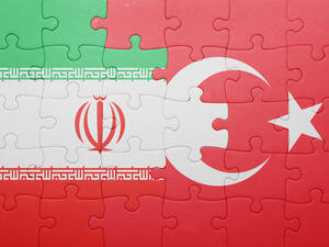 تركيا وإيران يحددان هدف الـ 30 مليار دولار لمبادلاتهم التجارية