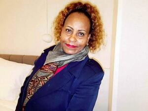 سارة العرادي قد وصلت إلى دبي في عام 1993 عندما كانت تبلغ من العمر 21 عاماً