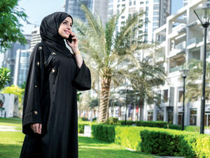 بينت النتائج أن السيدات هزمن الرجال حتى في خسائر مطلع 2016، حيث تظهر البيانات أن معدل أداء محافظ النساء في الأسواق المالية تراجعت 7.2% لتتفوق على الرجال الذين بلغ معدل خسائر محافظهم 7.6%