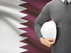 قطر تضع إصلاحات واسعة لحماية العمالة الوافدة