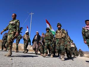 Kurdish Peshmerga forces enter the northern Iraqi town of Sinjar  after pushing out Daesh. (AFP/Safin Hamed)