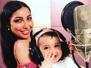 دنيا بطمة ترد على منتقدي ملابس ابنتها