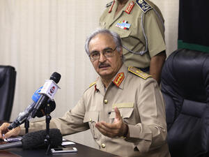 حفتر يستعجل "تحرير" بنغازي