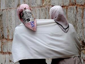 الذهاب إلى المطار في وقت مبكر، تجنبا لأي تأخير قد يحتم  إلغاء رحلتها.