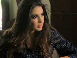 أخبار تؤكد أنها ام لطفلة و ياسمين صبري تلتزم الصمت‎