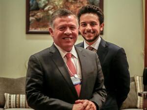 يحمل الأمير الحسين رتبة ملازم ثان في الجيش الأردني 