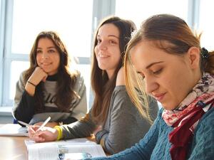 Just like choosing a job, choosing an internship depends on what matters to you the most. (Pixabay)