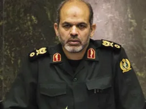 وزير الدفاع الإيراني العميد أحمد وحيدي