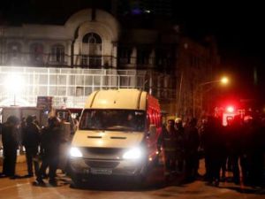 البحرين تطالب ايران بتوفير الحماية للبعثات البلوماسية وأعضائها 