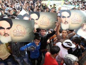 إيران تحيي ذكرى وفاة مؤسس الجمهورية الإيرانية اية الله الخميني المرشد الأعلى للثورة الإيرانية