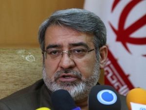 وزير الداخلية الإيراني عبد الرضا رحماني فضلي