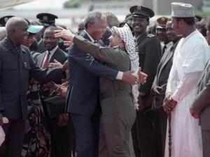  Former South African President Nelson Mandela and Palestinian leader Yasser Arafat [tumblr.com]