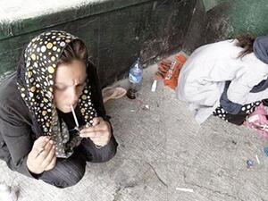 أكثر أنواع المخدرات شيوعا في إيران هو الأفيون.