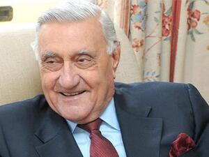  الدكتور عدنان الباجه جي، رئيس مجلس الحكم السابق ووزير خارجية العراق الأسبق