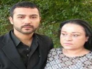 الشاب الذي يدعي أنه الإبن الشرعي لـ عدي صدام حسين مع والدته
