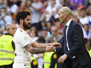 Zinedine Zidane's second spell in charge of Real Madrid started with a win as the recalled Isco and Gareth Bale downed Celta Vigo in LaLiga.