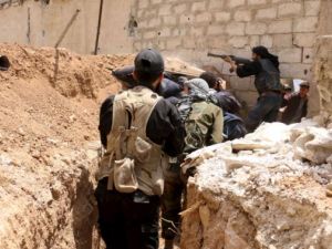 مقاتلون من جماعة حيش الاسلام في الغوطة الشرقية
