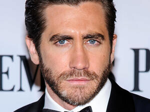 Jake Gyllenhall will receive a distinguished award at the12th Dubai International Film Festival (DIFF). (She Knows)