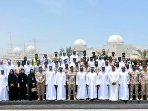 وفد كلية الدفاع الوطني خلال زيارته مشروع محطات براكة للطاقة النووية السلمية