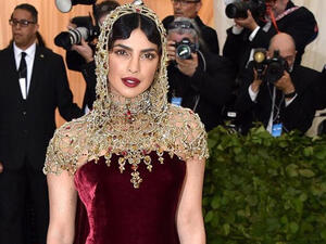 Priyanka Chopra has hailed the wedding of Prince Harry and Meghan Markle a symbol of "change and hope".
(Source: priyankachopra/ Instagram)