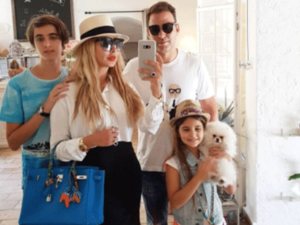 جويل ماردينيان متميزة بأناقتها متفردة بأسلوبها