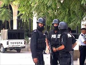 أوقف المدعي العام المتهمين الثلاثة 15 يوما قابلة للتجديد على ذمة التحقيق