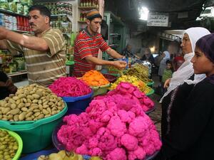 Municipality workers on Sunday moved 3,600 tonnes of waste, a significant increase from the daily average of 3,000 tonnes. (Hazem Bader/ AFP)