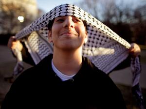 Salim al-Kadi’s bulletproof “K29 Keffiyeh” weaves a sinister new symbolism into the traditional Arab headpiece.  (AFP/Chip Somodevilla)