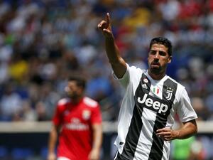  The Old Lady confirmed the midfielder has an "atrial arrhythmia" which was detected on Tuesday 