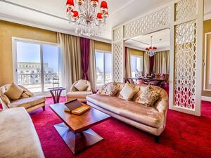 بإمكان النزلاء الحصول على خصم بنسبة 20% على أفضل أسعار الغرف المتاحة عند الإقامة لمدة ليلتين على الأقل