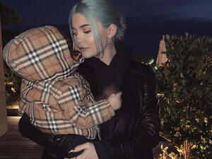 The Lip Kit mogul is now worth $1b  (Source: Kyliejenner / Instagram )