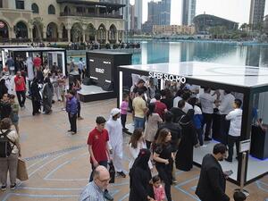 عرض بصري مميز على برج خليفة  وتجربة متعددة الحواس للمستخدمين تسلط الضوء على المزايا المبتكرة في جالاكسي اس 9 و جالاكسي اس 9+.