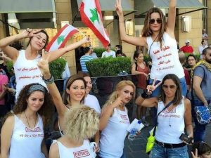  أي اعتصام سيجري تفريقه أولا بالقانون ثم بالقوة إذا لم يلتزموا