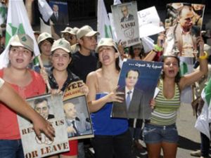 14 آذار يهاجم وزير الخارجية