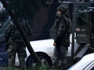 اقام الجيش حواجز امنية مشددة وكثف عمليات التفتيش