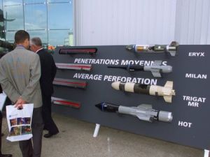 صواريخ مضادة للدروع في معرض لو بورجيه