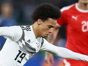 لوروا ساني خلال المباراة التي تعرض للإصابة خلالها