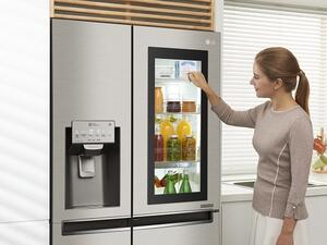 تقدم ثلاجة الباب داخل الباب  InstaView™من "إل جي" مجموعة من المزايا الفريدة والميزات المبتكرة والهادفة لتعزيز راحة المستخدم.